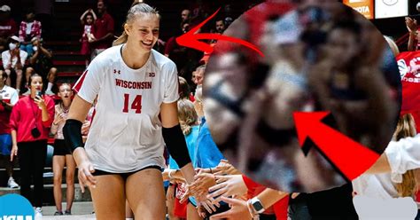 wisconsin volleyball team leaked images unedited video|Private photos of UW volleyball players shared